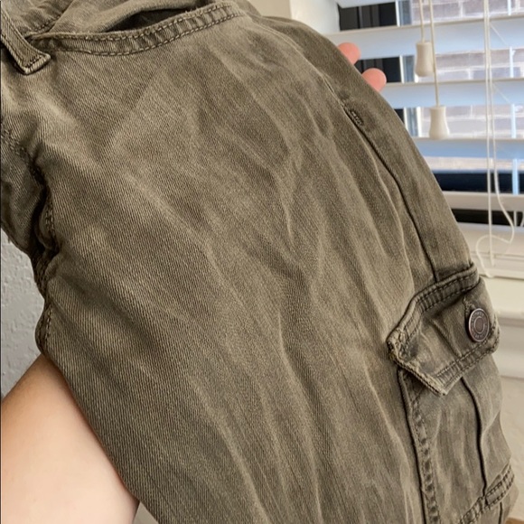 Army Green Jeans with Cargo Pockets - Picture 8 of 8